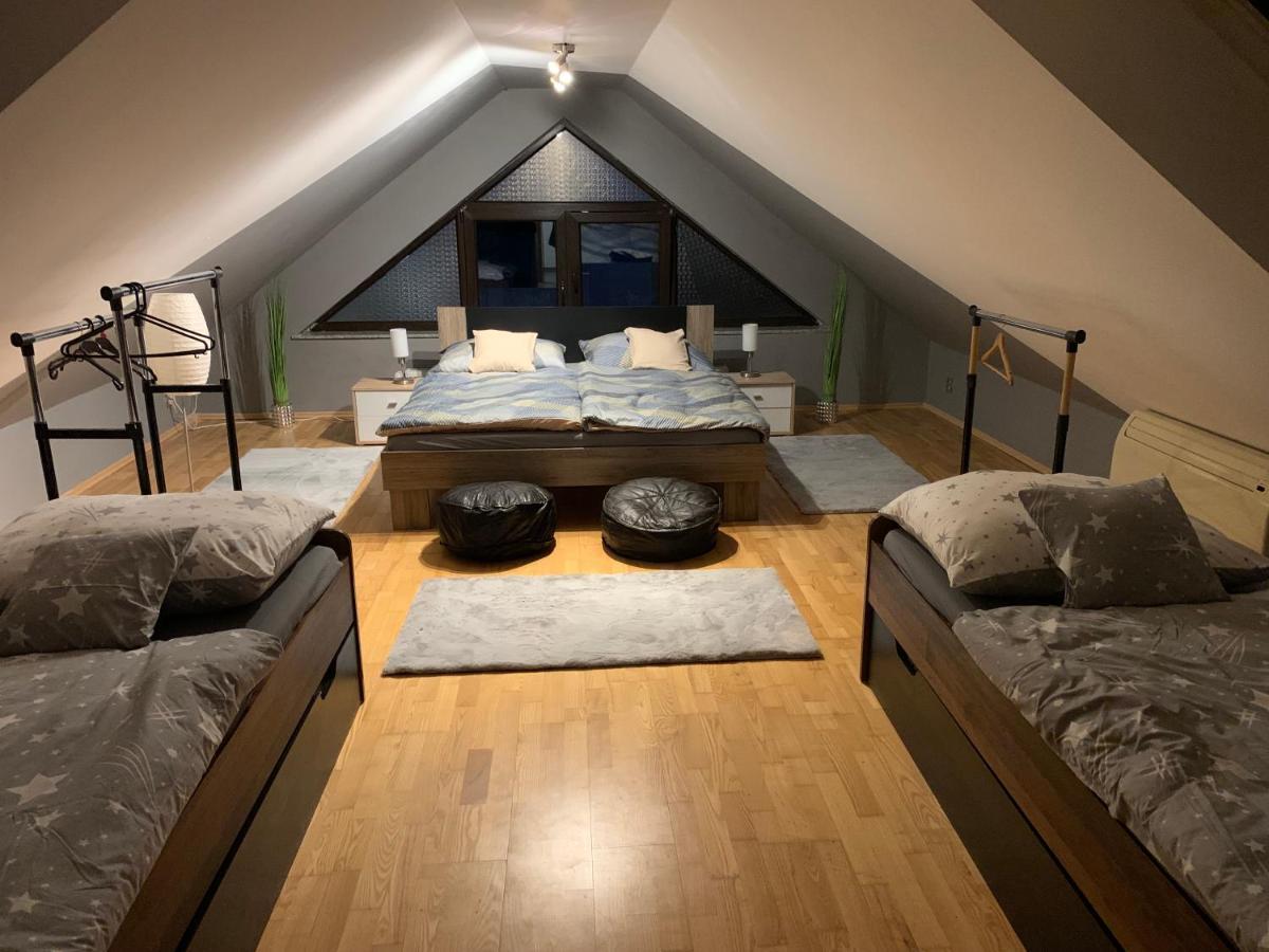 Apartmany City 2 Ostrava Bagian luar foto