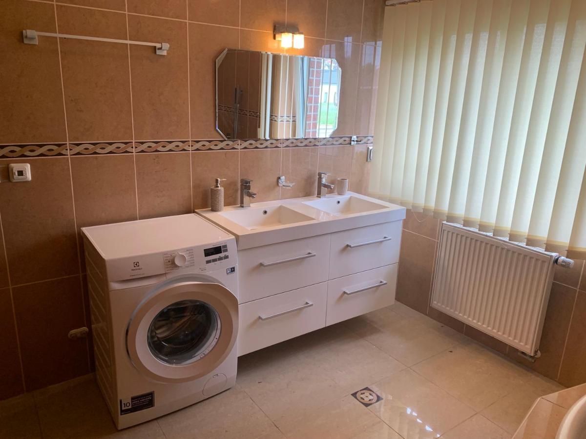 Apartmany City 2 Ostrava Bagian luar foto