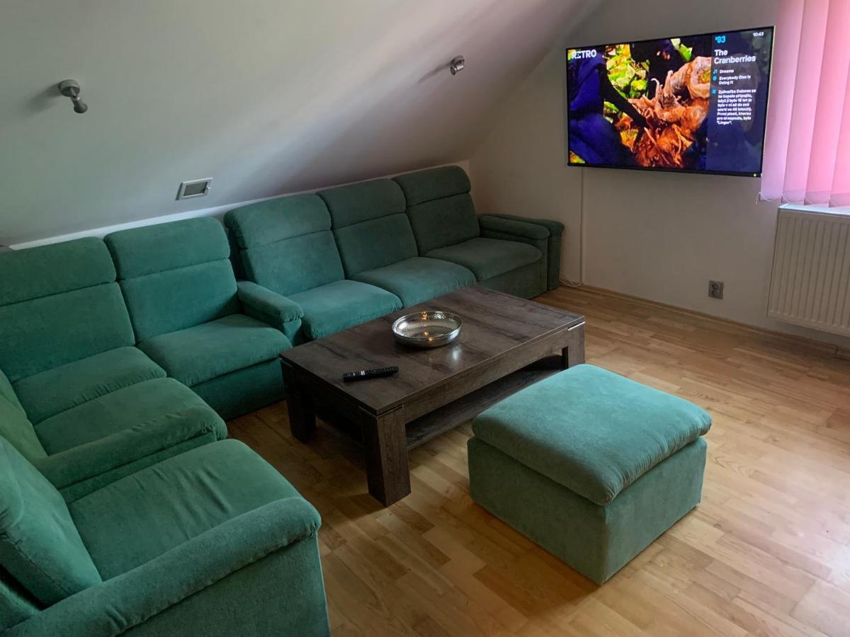 Apartmany City 2 Ostrava Bagian luar foto